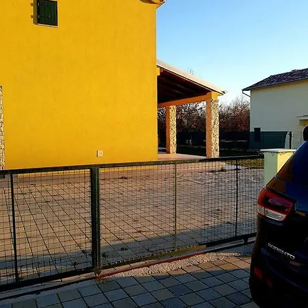 Croatia Zadar Paici 28 *
